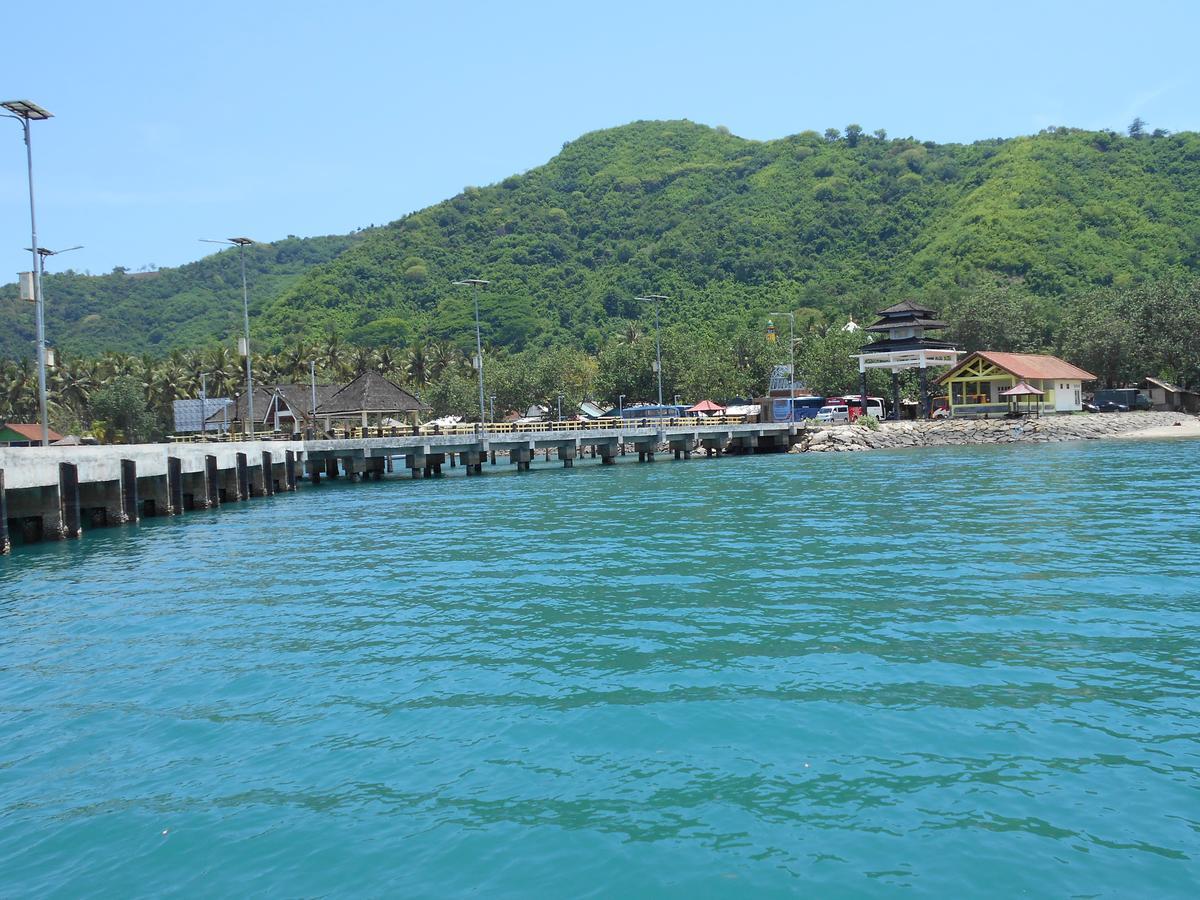 Silver Fern Beach Retreat Sekotong Exterior photo